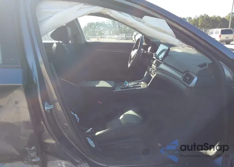 2021 Honda Accord Hybrid Ex-L from USA, damaged, VIN 1HGCV3F57MA013851